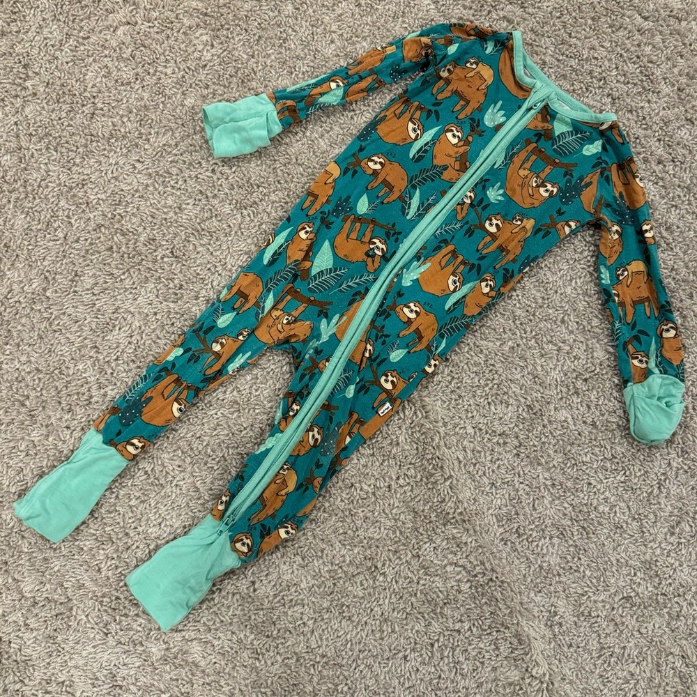 Little Sleepies Zippy in Green Sloth Print - Size 6-12M